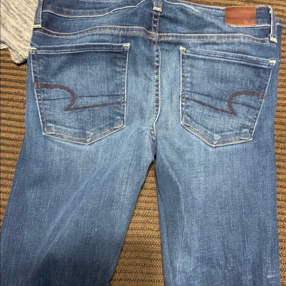 AMERICAN EAGLE sz 4 - Picture 2 of 2